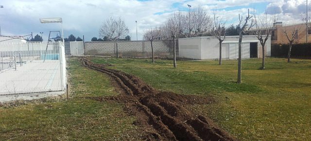 Adjudicada la reestructuración de la zona verde y riego de las piscinas de Fustiñana